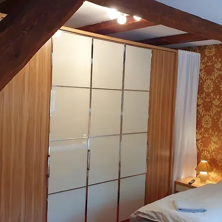 Appartement Ferienwohnung Schlossblick Direkt Gegenueber Dem Schloss, Rhododendronpark Mit Terrasse Und Wlan *