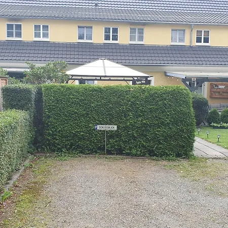 Appartement Ferienwohnung Schlossblick Direkt Gegenueber Dem Schloss, Rhododendronpark Mit Terrasse Und Wlan