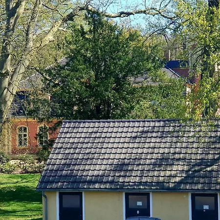 Apartamento Schlossblick Direkt Gegenueber Dem Schloss, Rhododendronpark Mit Terrasse Und Wlan